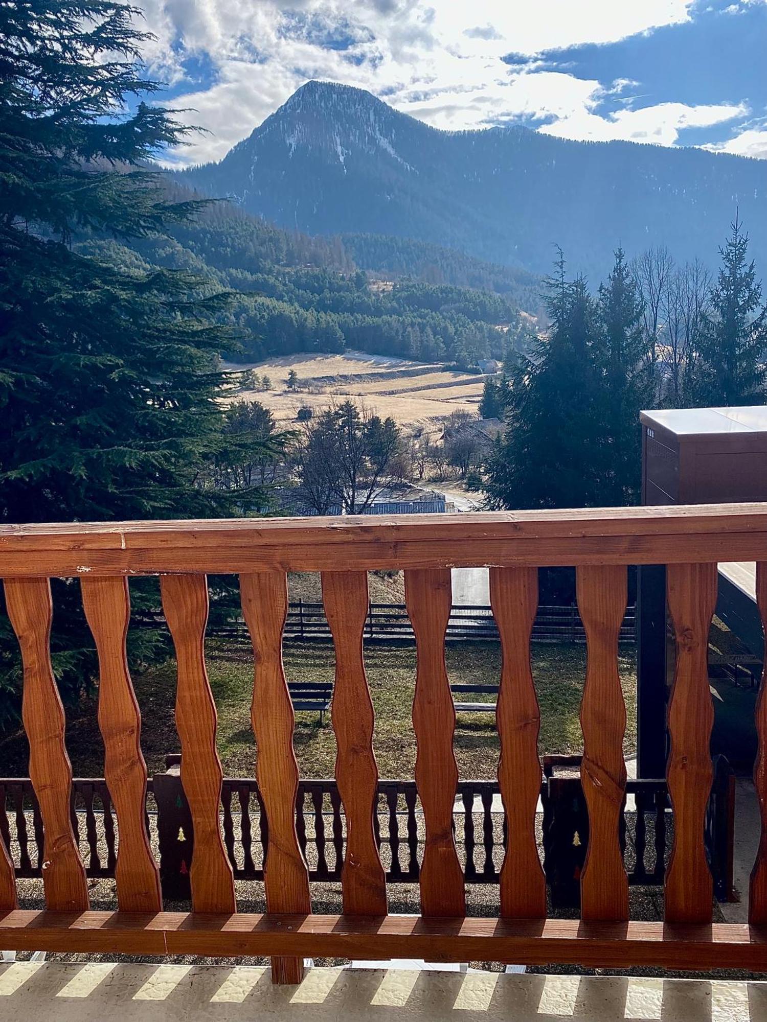 Auberge De Jeunesse Hi Valdeblore - Le Chalet Luaran gambar