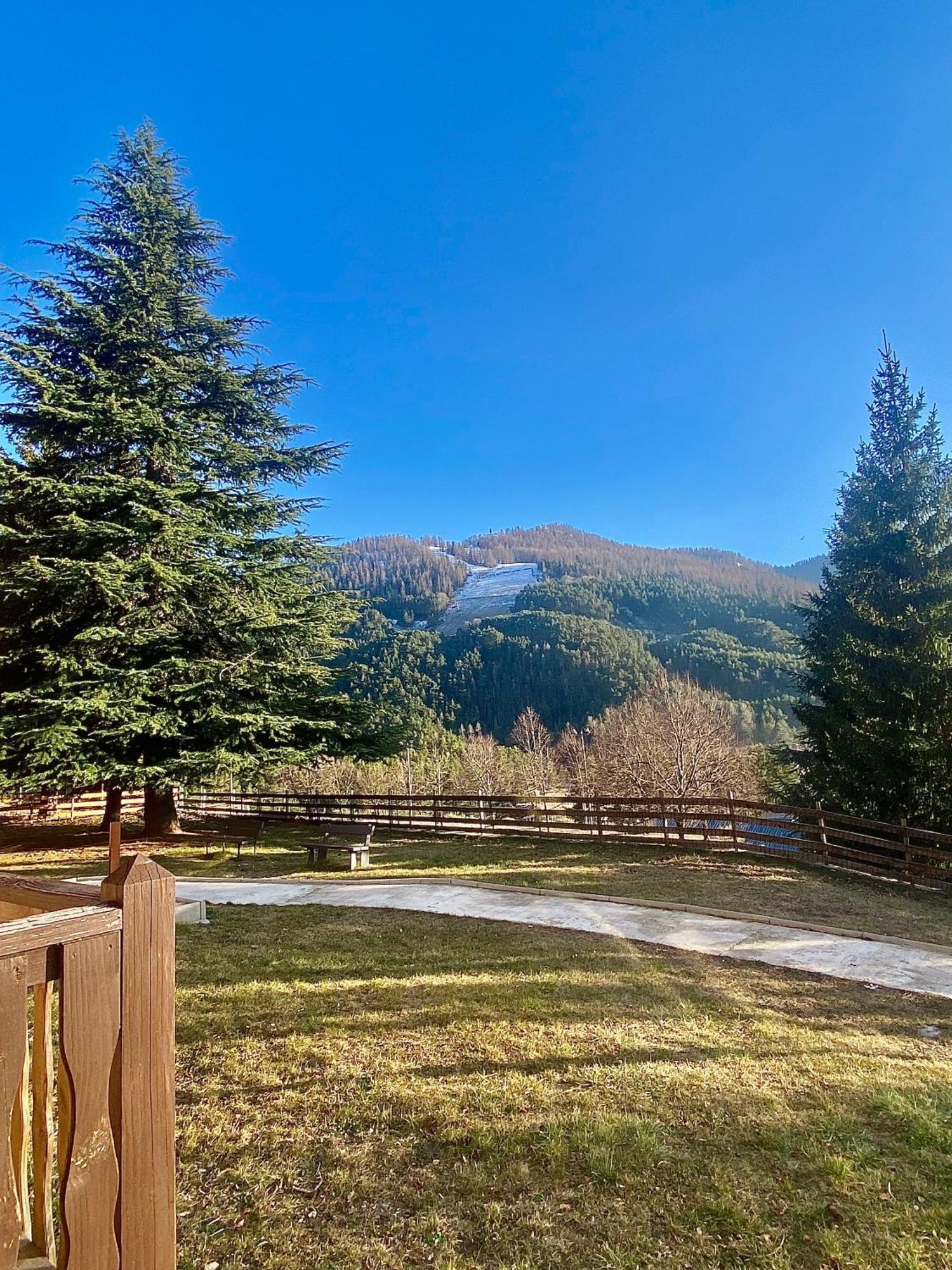 Auberge De Jeunesse Hi Valdeblore - Le Chalet Luaran gambar